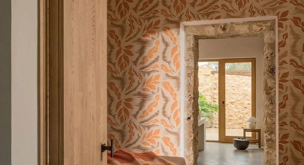 Albanese Wallpaper Hanger